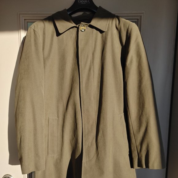 Men's London Fog Trench Coat - Size 40S - Color Dark Green